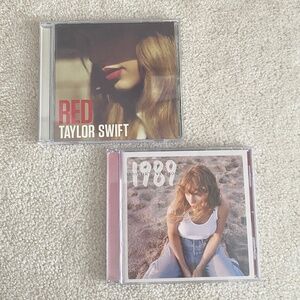 Taylor Swift Red cd and 1989 (Taylors Version) Special Edition cd